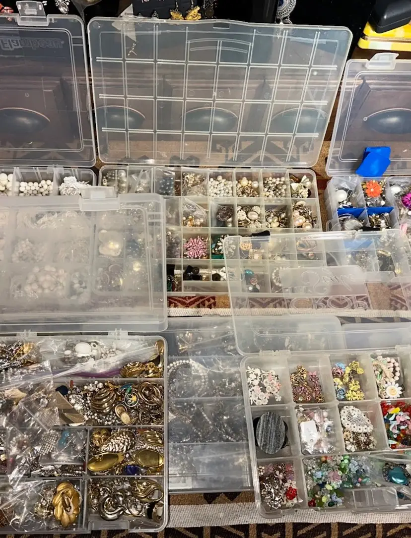 Livestream thumbnail