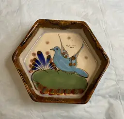 #01 Tonala trinket dish, signed Ken Edward’s, six sided 4.5” at its widest, sides are 1” high