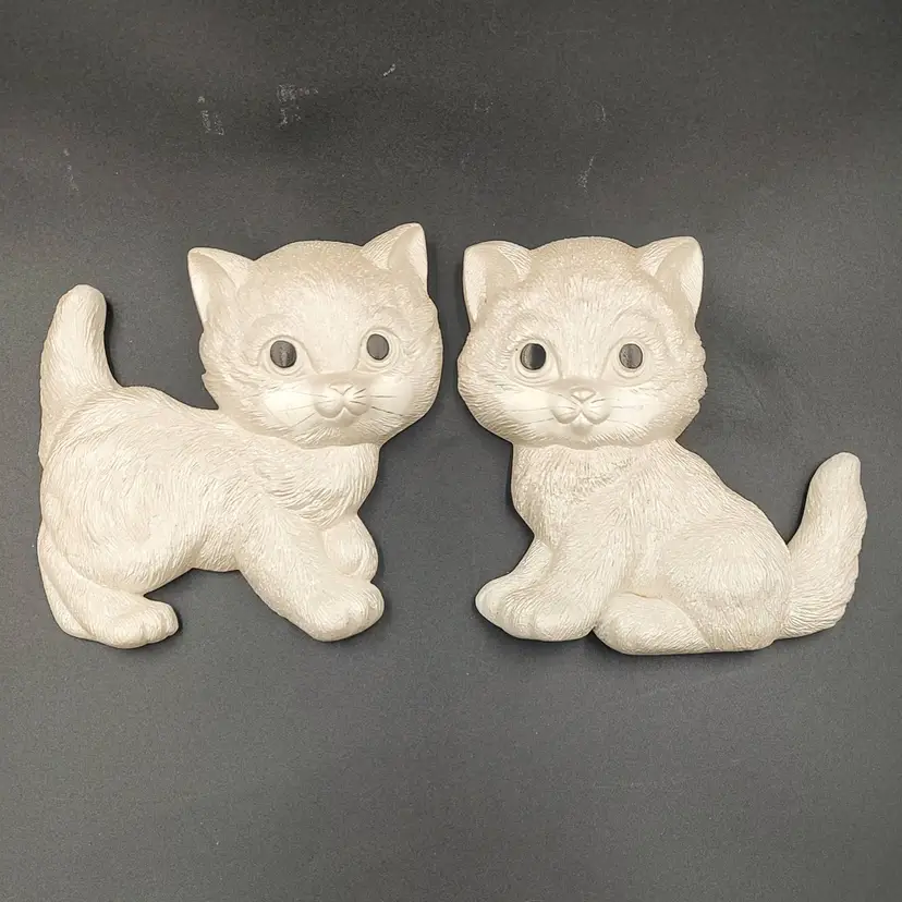 Vtg Miller Studio Chalk Wear Kittens Wall Art Plaques.
