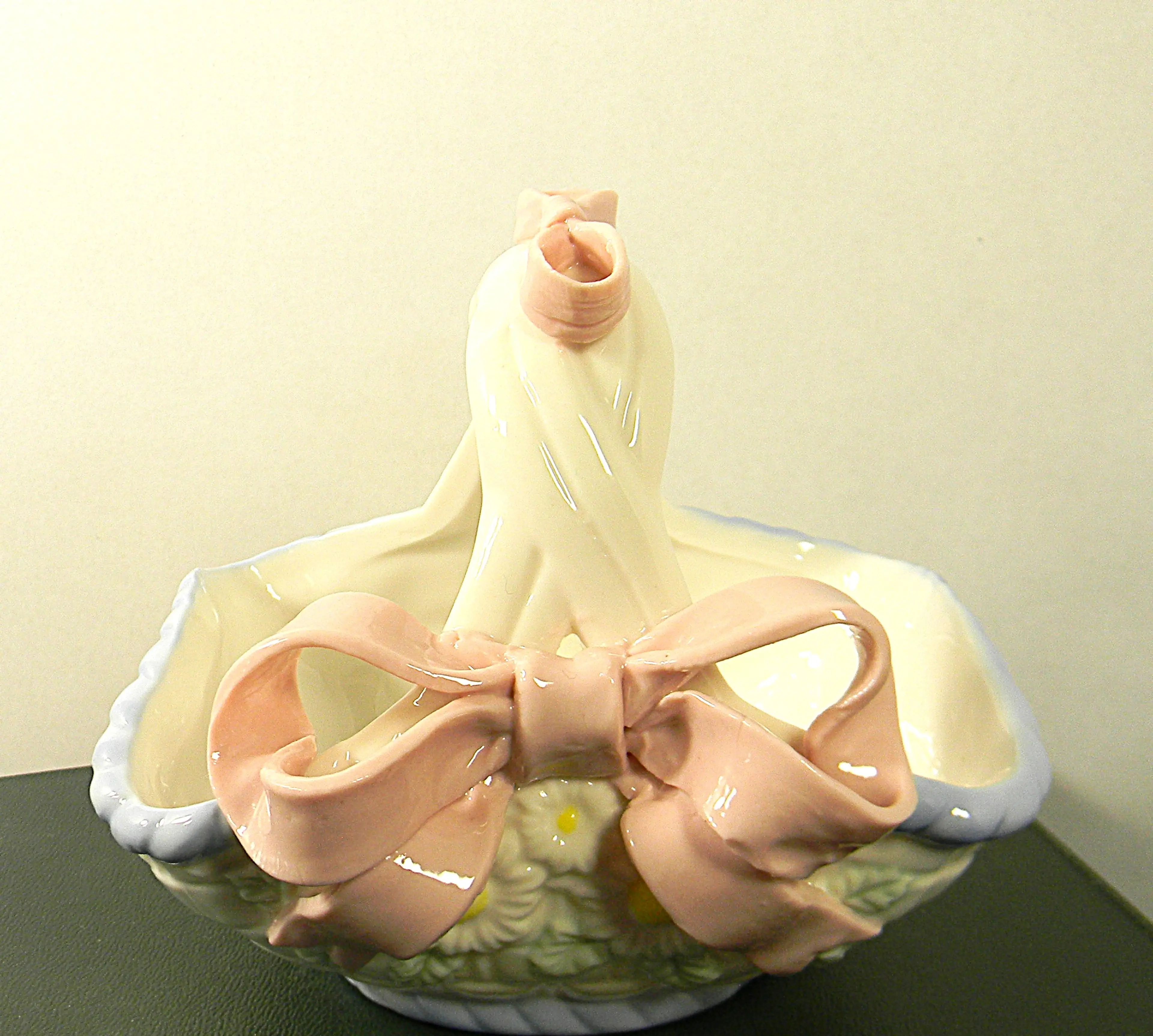 Image 3 of 8