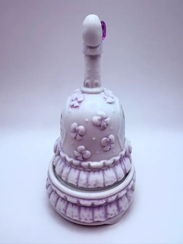 Precious Moments 1996 February Girl With Flowers Bell & Base