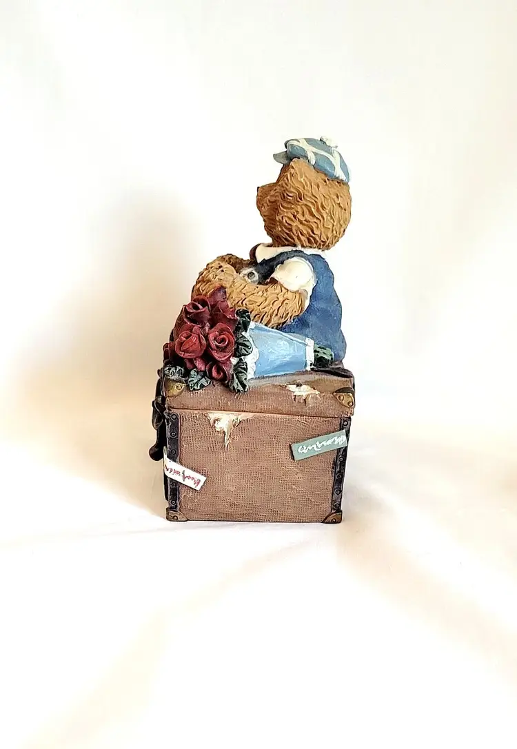 Vintage A. Richesco Corp Teddy Bear Trinket Box – Bear with Camera on Trunk
