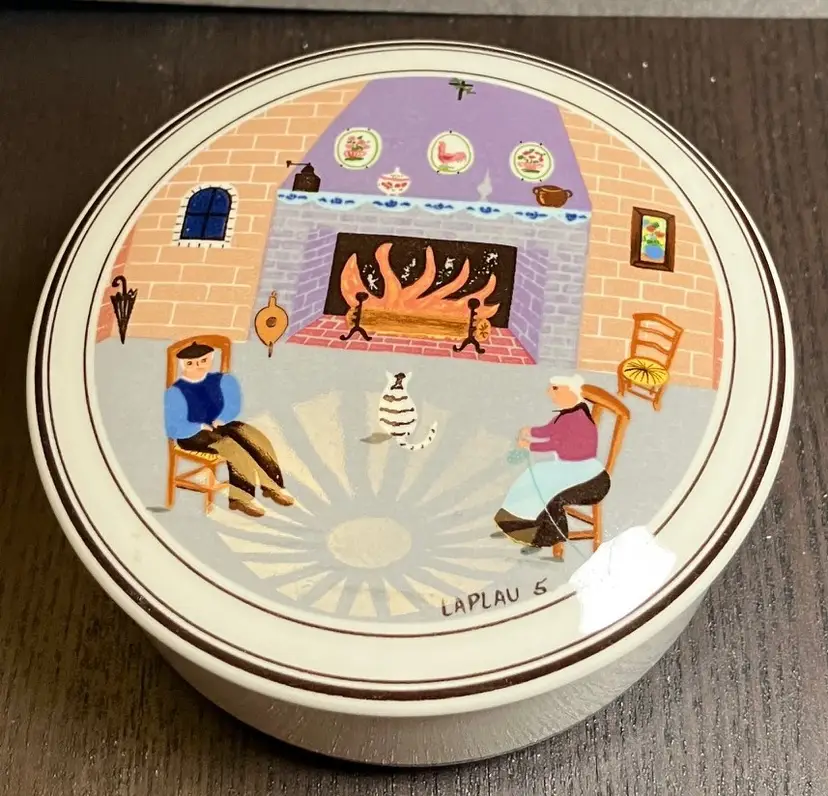 Villroy & Boch Porcelain Covered Round Trinket Dish Folk Art by Gerard Laplau
