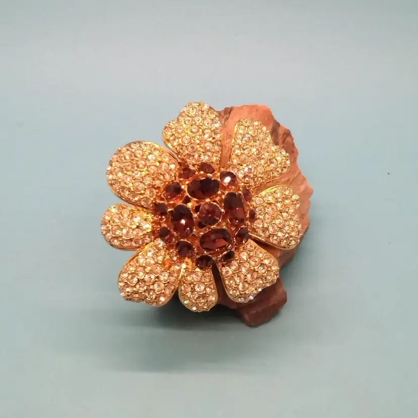 Vintage Rhinestone Flower Brooch
