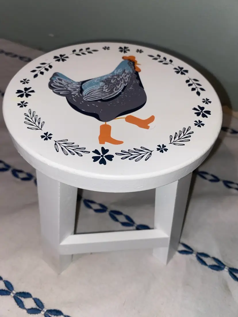 wooden stool / blue rooster decor