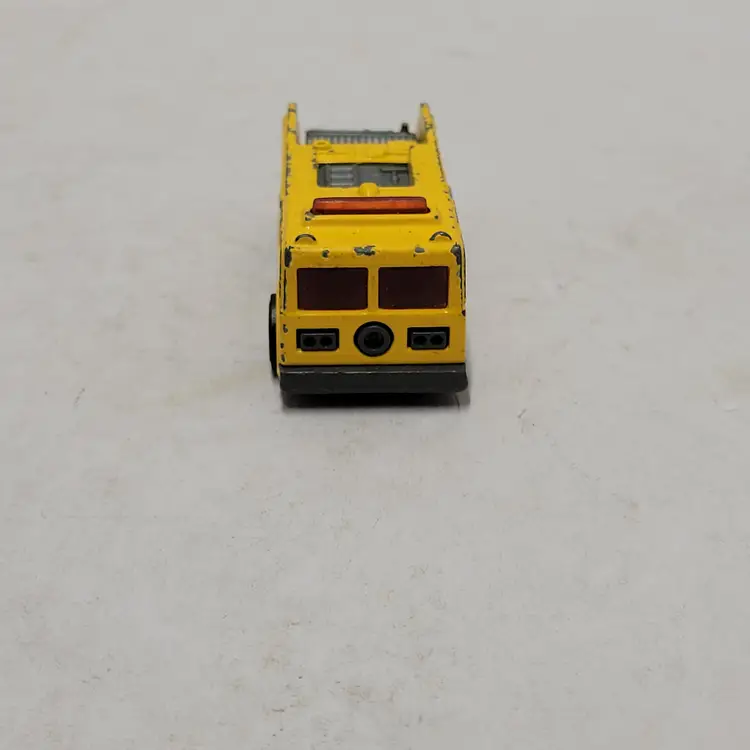 Hot Wheels 1976 Mattel Malaysia - Yellow - "Fire Eater" - Vintage Fire Truck