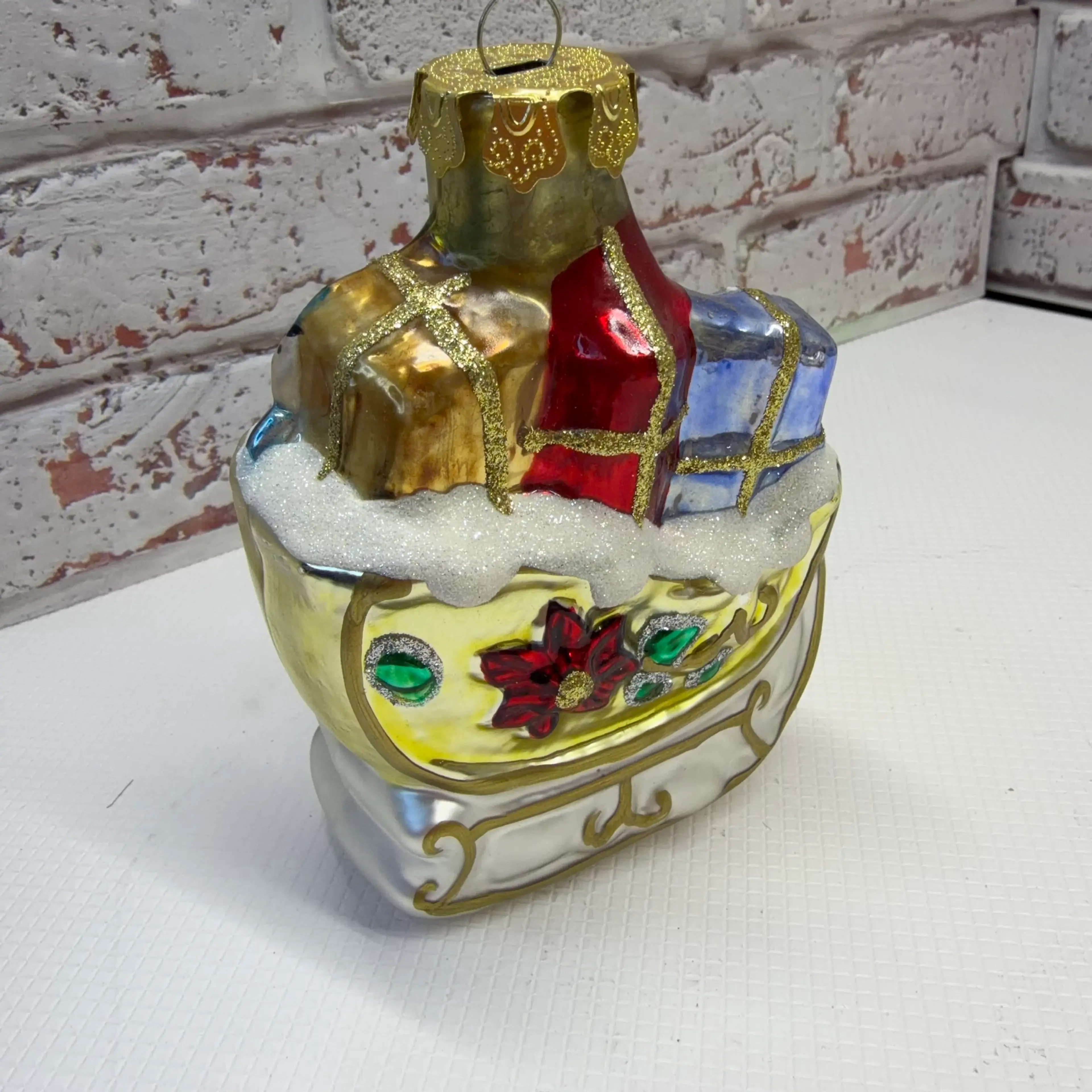 Image 4 of 6