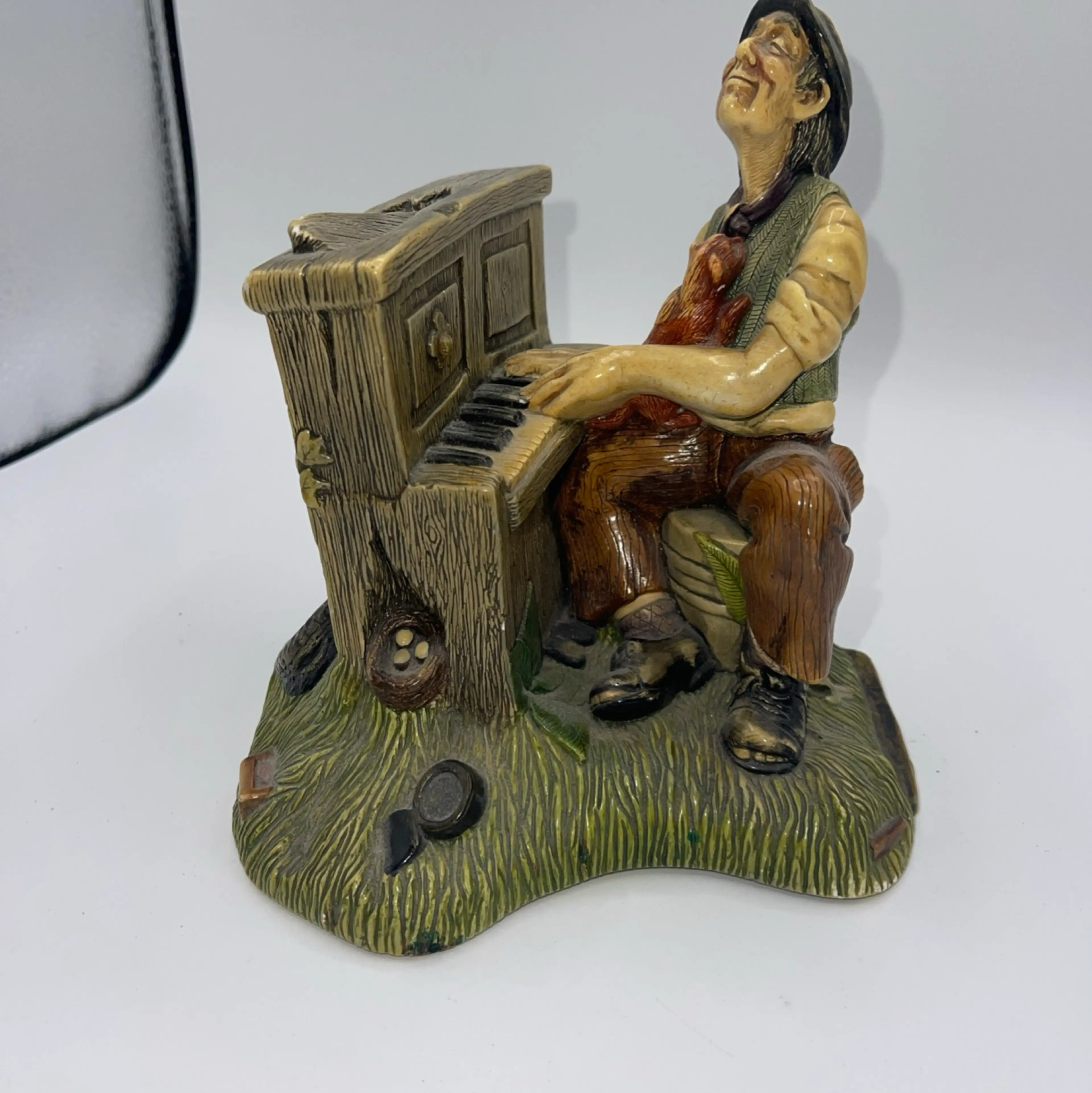 Image 1 of 7