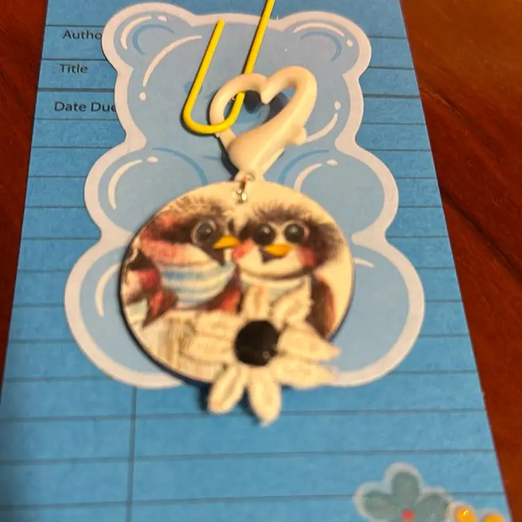 (C) Vintage Poker Chips - 6 Plain And 1 Up Cycled Into A Journal Charm