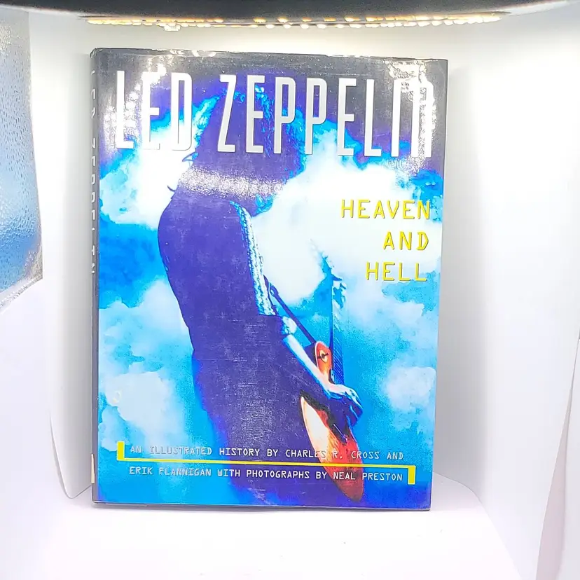 Led Zeppelin: Heaven and Hell Illustrated History Book