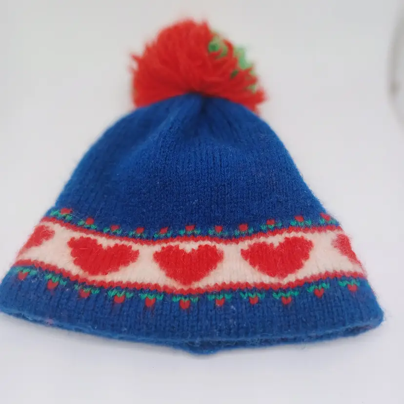VTG Blue Gr White Red HEARTS 70s Wool Beanie Hat Pom Pom Knit Marceau Sports Yth