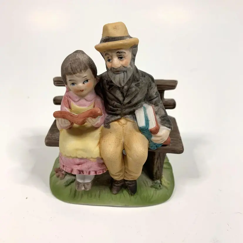 Lefton 5989 Porcelain Figurine Old Man Girl Reading Bench Book Vintage.