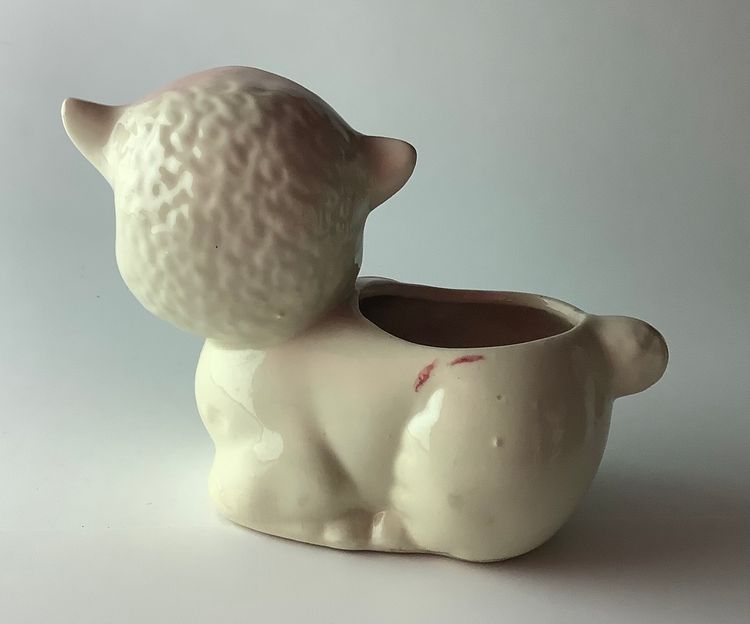 Shawnee Lamb Small Planter