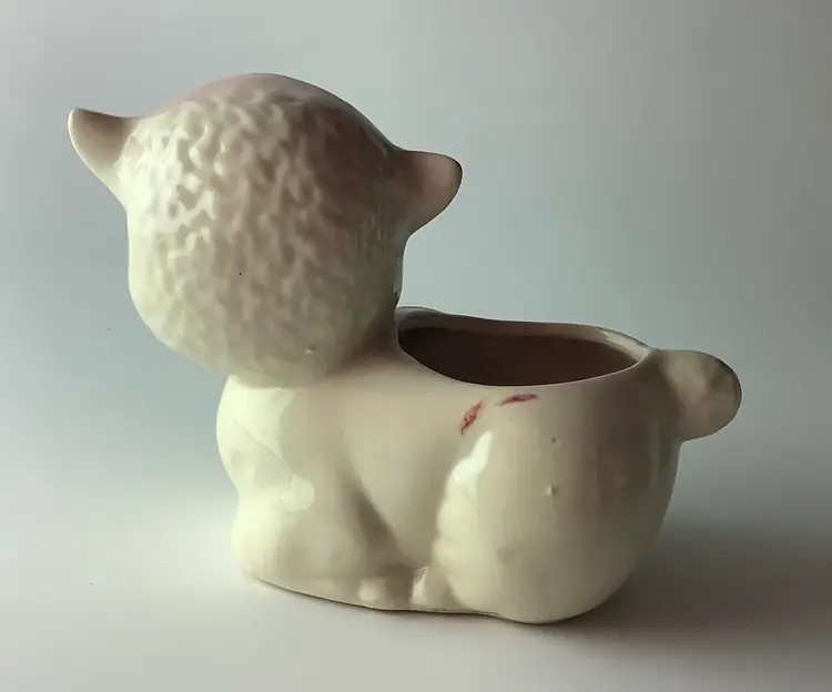 Shawnee Lamb Small Planter