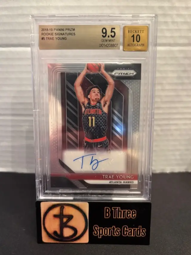 TRAE YOUNG 2018-19 Panini Prizm Rookie Signatures BGS 9.5 Gem Mint 10 Auto A0636