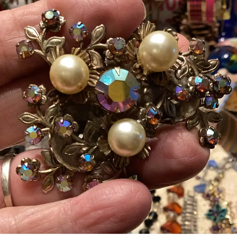 Aurora borealis in Pearl brooch this is very vintage