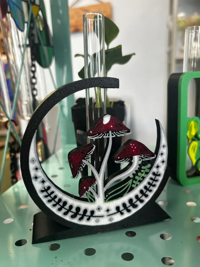 Moon and Red Mushroom Propagation Station