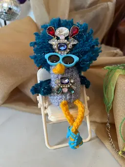 Glam Chick Silver Body Blue Sparkling Hair Blue Shoes GLOWS