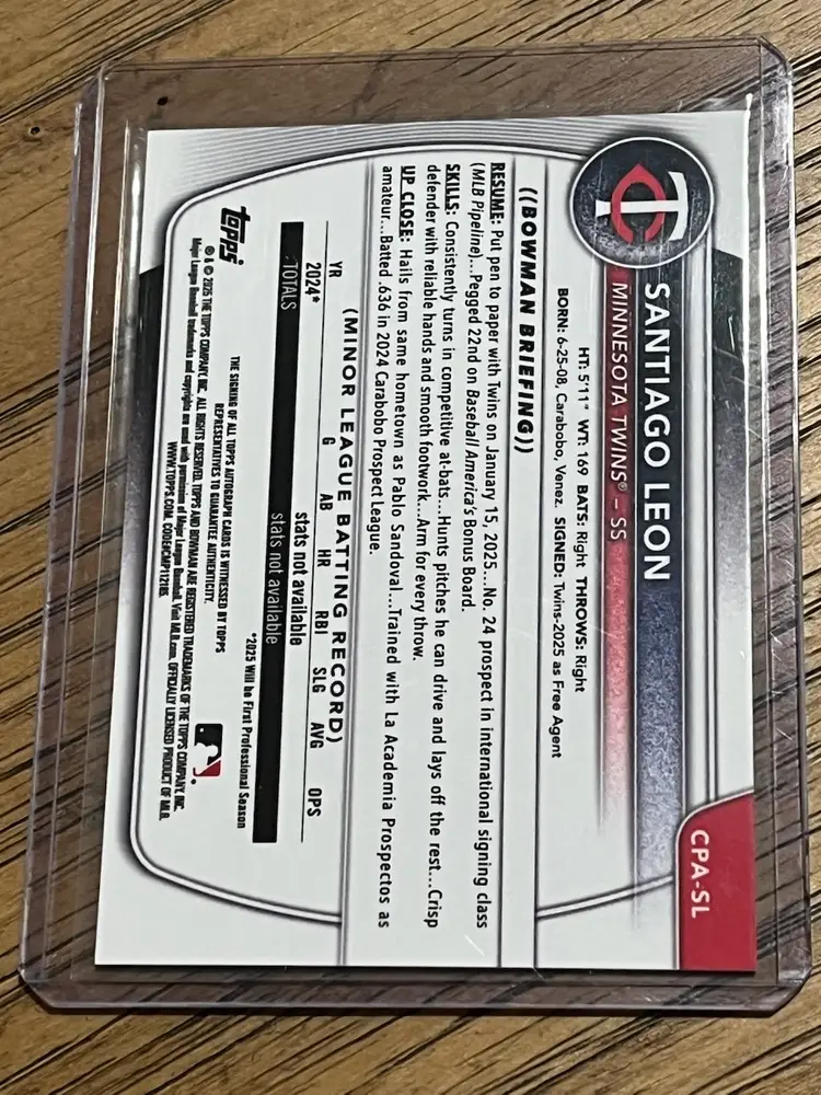 Santiago Leon 1st Bowman Chrome Green Reptilian Autograph 32/99 Minnesota Twins