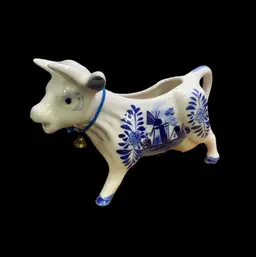 Netherlands 🇳🇱 Blue Delft Cow Creamer