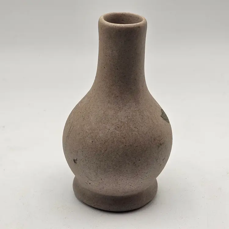 Pigeon forge Pottery Miniature vase Floral design vintage 3.5"