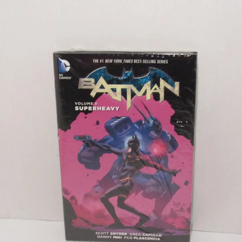 DC Comics Batman Vol 8 Superheavy 2016, by Capullo, Snyder, Miki, Hardcover, NEW