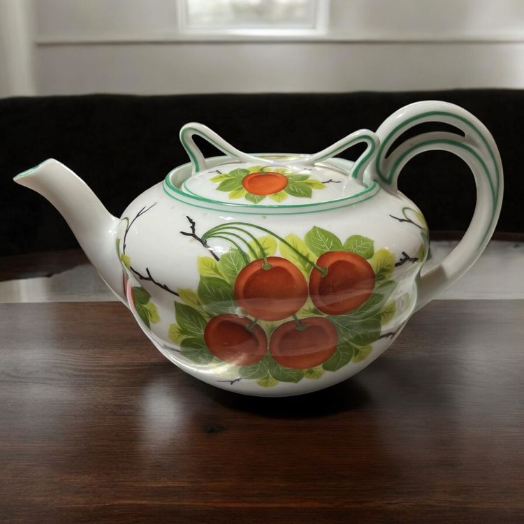 010 vintage unmarked teapot with cherries flat double handle lid 5" x 8.5"