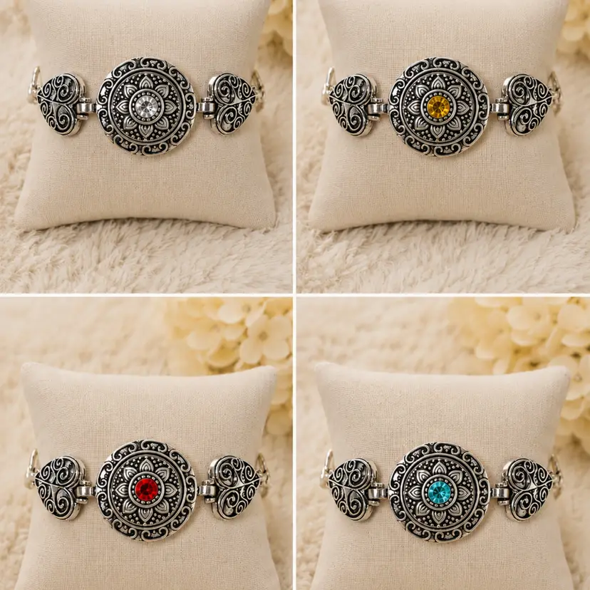 Interchangeable Snap Bracelet with 4 Snaps Silver Tone Filigree Toggle Bracelet