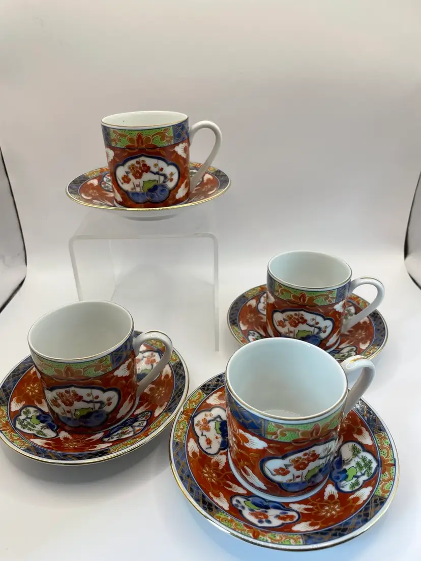 SET OF 4 TAKEHASHI IMARI Cup And Saucer