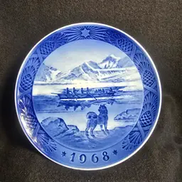 1968 Royal Copenhagen Christmas Plate The Last Umiak Denmark