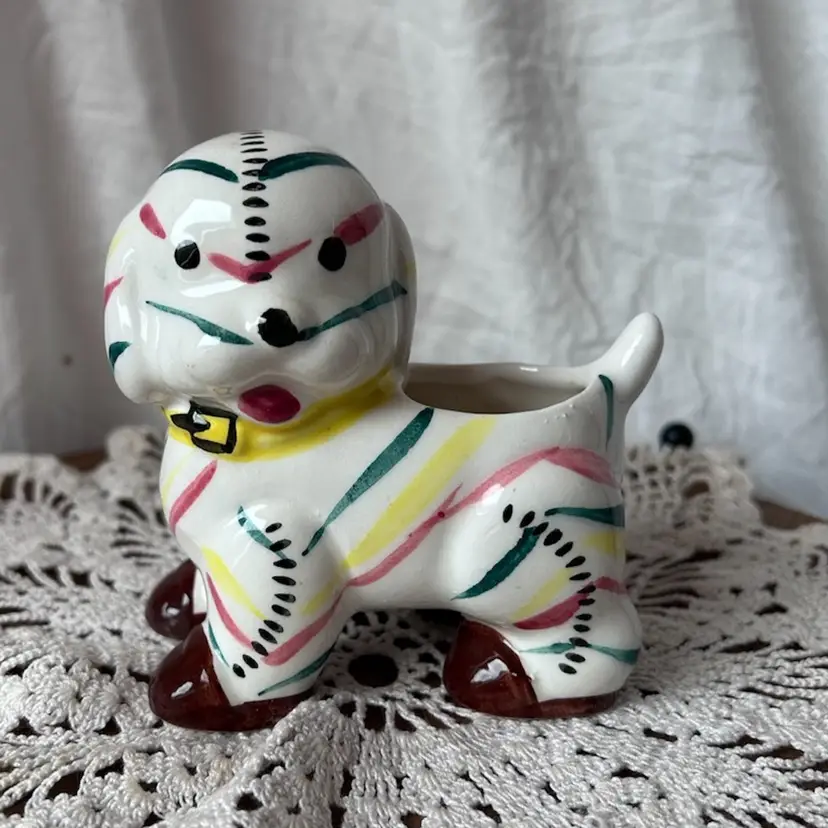 Adorable Vintage Betson’s Ceramic Dog Planter Made In Japan 4” Tall