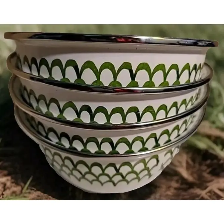 Golden Rabbit Scallop Green Enamelware Collection Salad Bowl 4-Piece Set