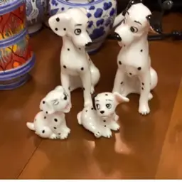4 Dalmatians