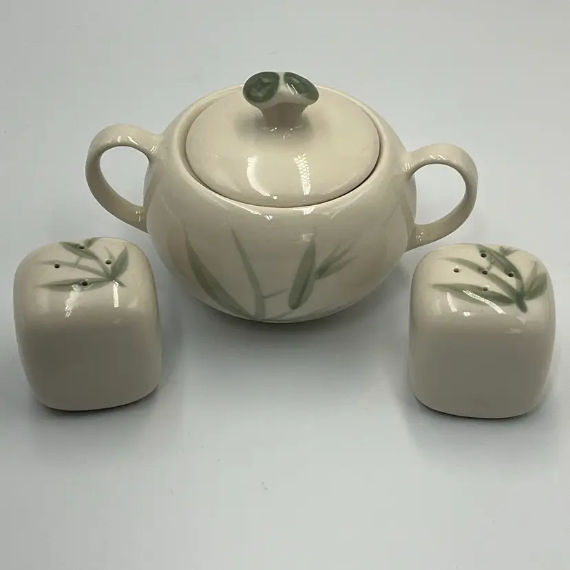 Vintage Winfield- Salt & Pepper Shakers & Covered Sugar Bowl