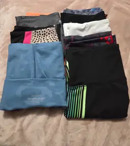 Lot of 9 Leggings for Women. Various Brands and Sizes. Sweaty Betty, Beyond Yoga, RBX, 90 Degree, etc.