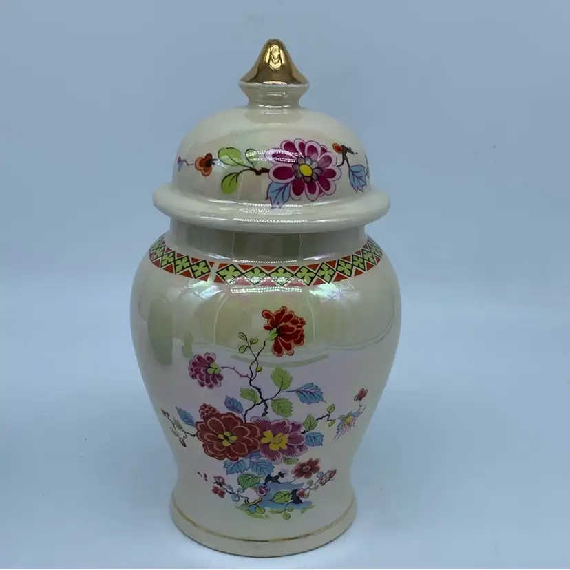#1905 Sadler iridescent lustreware ginger jar with oriental floral decoration 7”