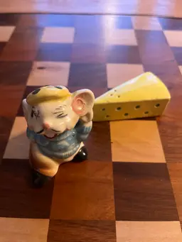 Vintage Mouse And Cheese, Salt And Pepper Shakers. Mouse Has Stopper Cheese Does Not. Mouse Is 3 Inches High Cheese Is 3 Inches Long And 1 Inch High.