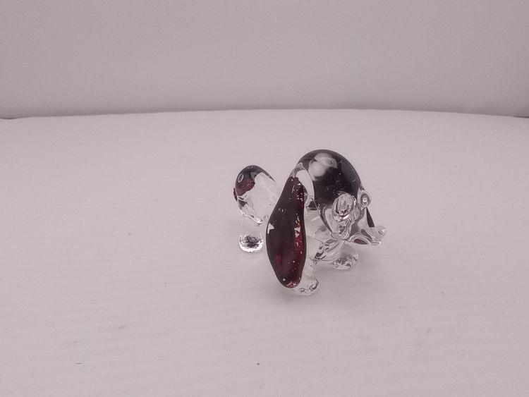 Mini glass basset hound figurine