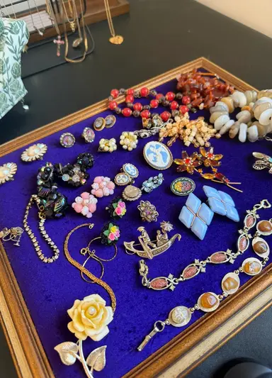 Last Minute Jewelry Pop Up!