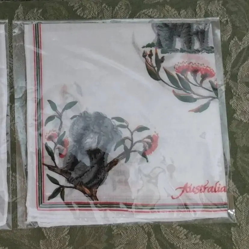 Share Souvenir Australia Koalas Wattle Flower Handkerchiefs Hankies Hanky NIP
