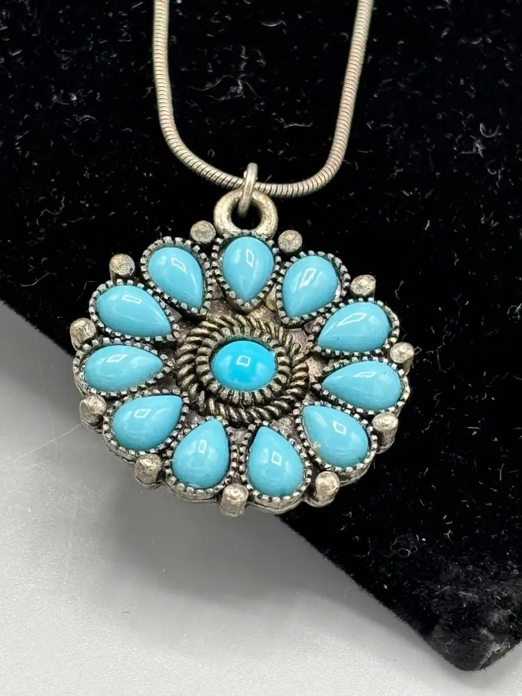Robert Rose Turquoise necklace