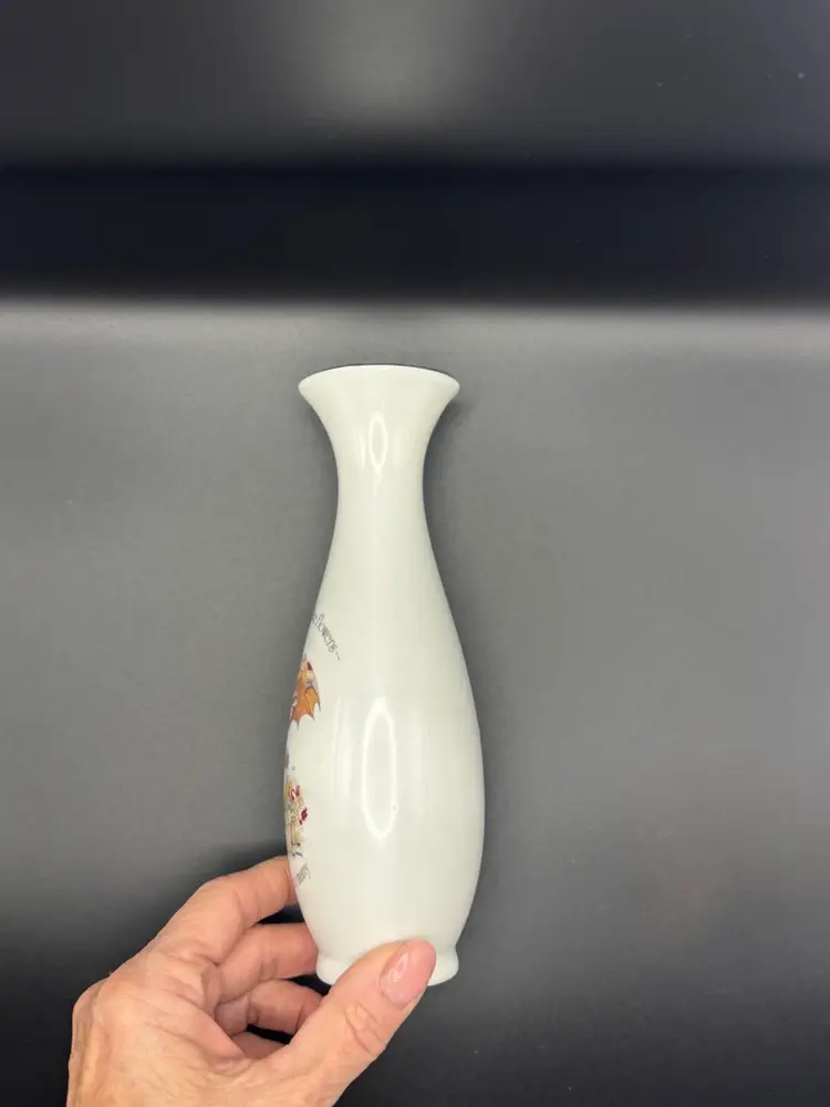 Vintage Holly Hobbie Vase 7.5”