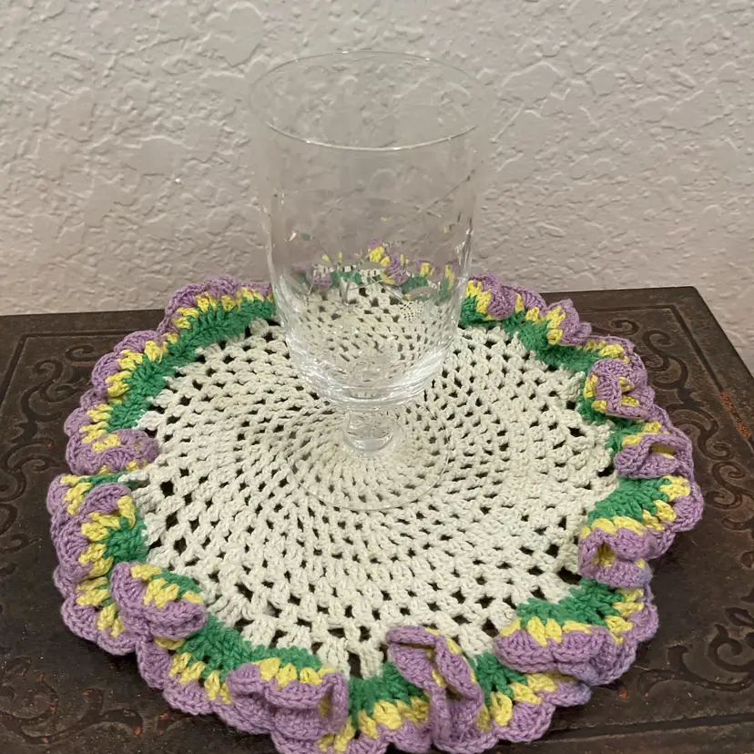 “Stardust” Tea Glass W Colorful Doily