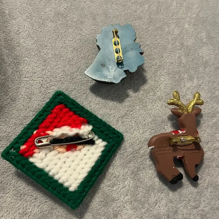 Lot Of 3 Vintage Christmas Brooches