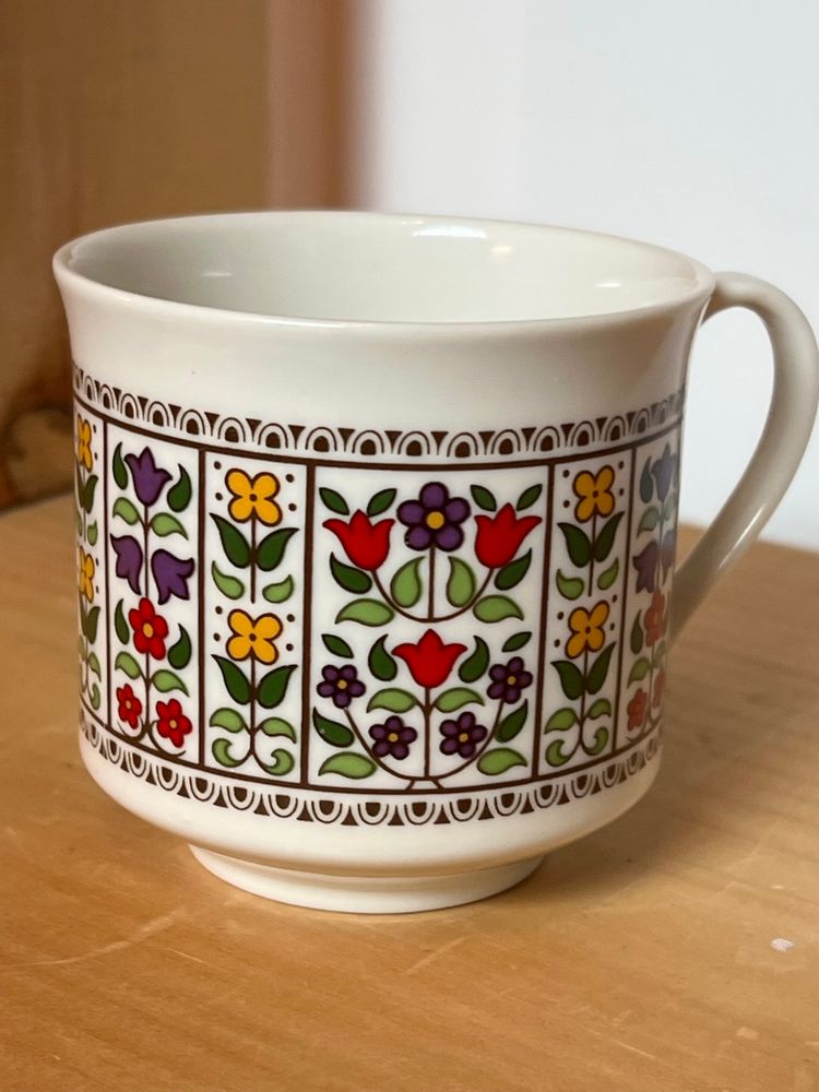 Royal Doulton Fireglow Cup