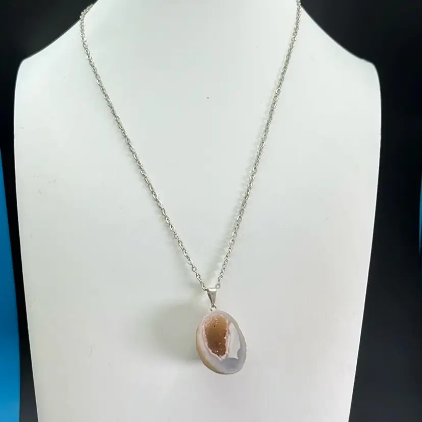 Agate Geode Necklace, Pale Pink, Silvertone Chain, Lobster Clasp 19” Long