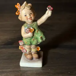 Hu027. Vintage Hummel Goebel Germany Porcelain Spring Cheer Girl with Flower Figure