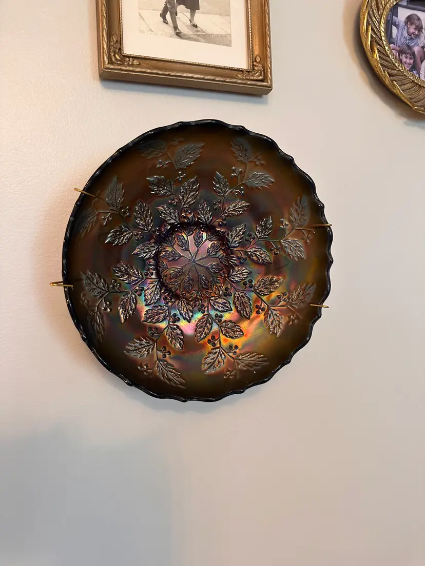 Stunning Antique Fenton Holly&Berries Bowl