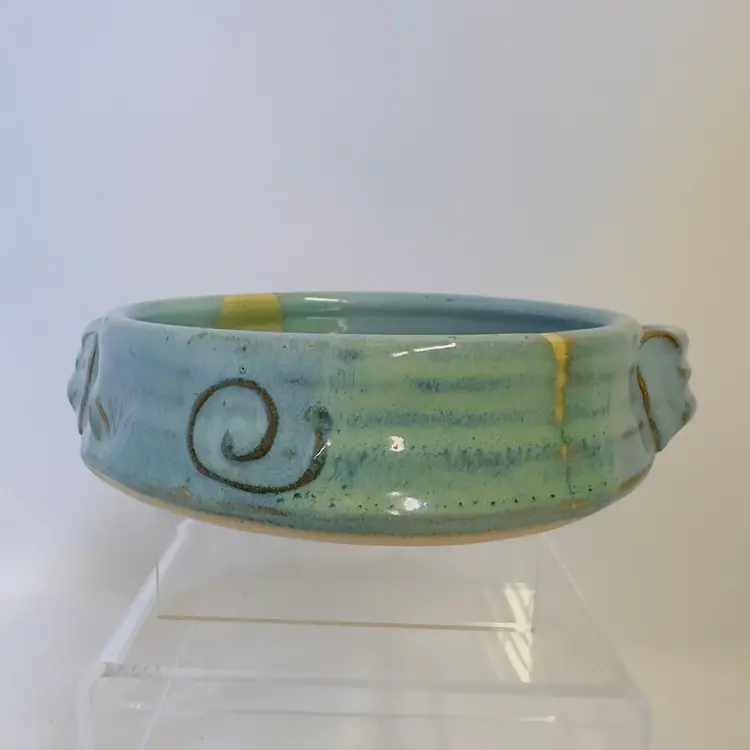 #1946 Mosquito Mud Pottery Brie Baker Round Shallow Bowl with Two Handles Studio Art