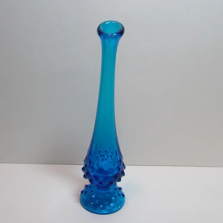 vintage blue glass hobnail bud vase 10” swung stretch